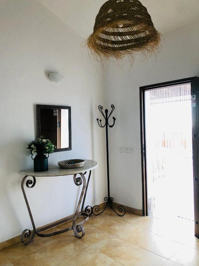 Casa Con Encanto Solo Familia โกนิล เด ลาฟรอนเตรา ภายนอก รูปภาพ