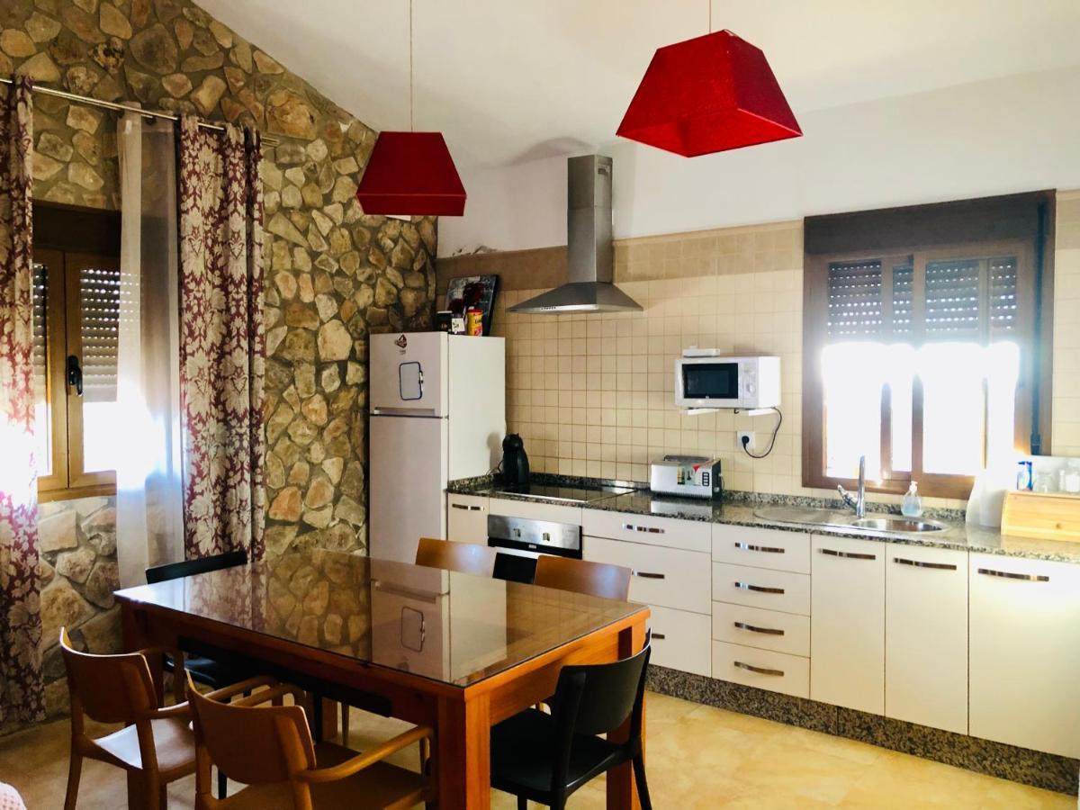 Casa Con Encanto Solo Familia โกนิล เด ลาฟรอนเตรา ภายนอก รูปภาพ